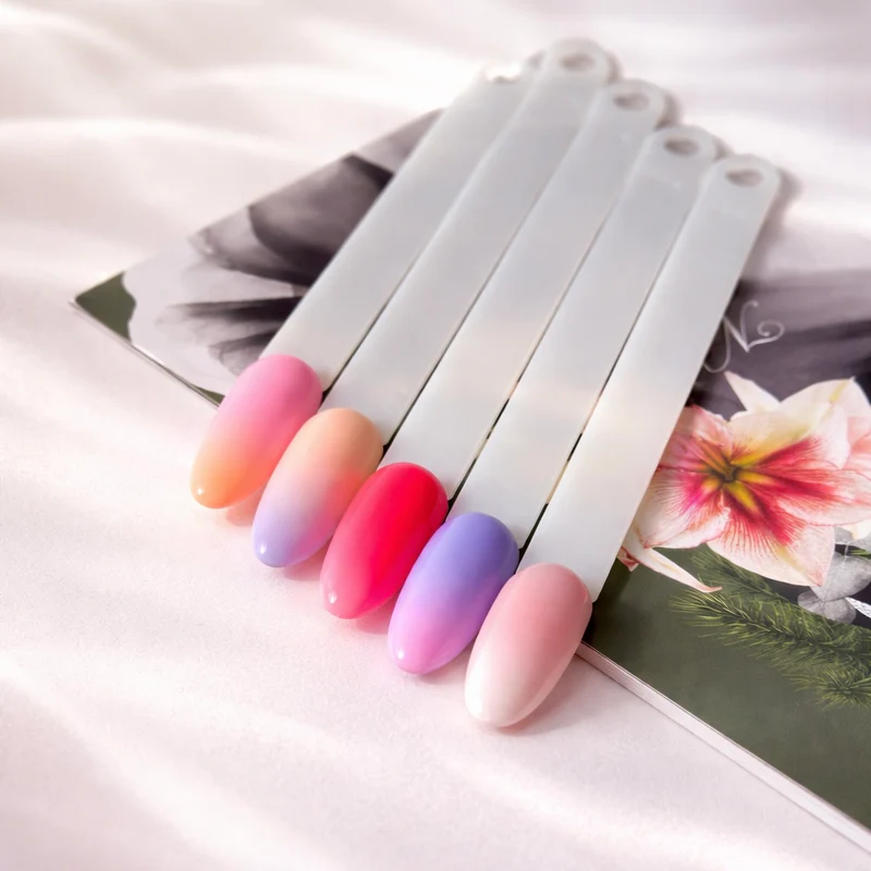 BABYBOOMER & OMBRE NAIL ART
